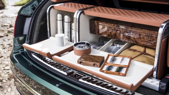 Bentley Fly Fishin SUV Trunk  