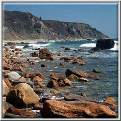 Mohegan Bluffs RI